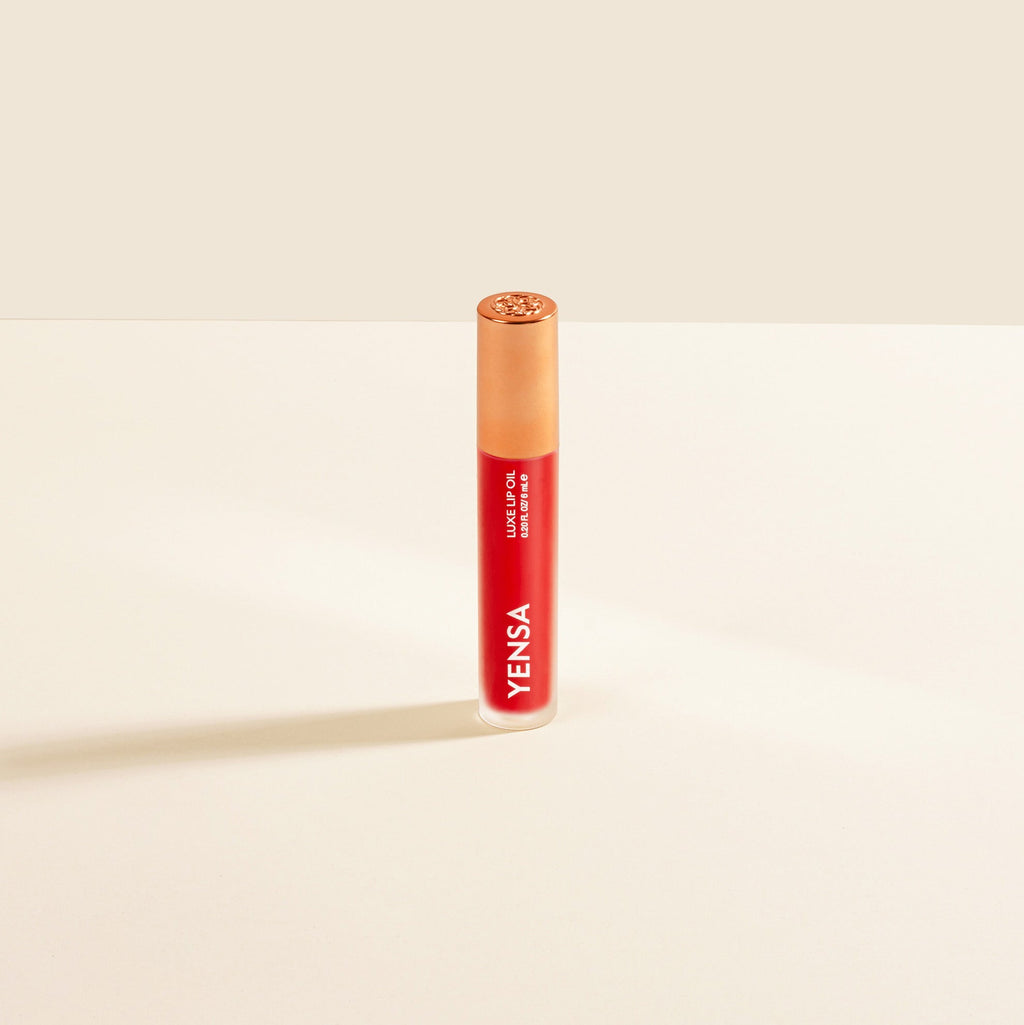 Luxe Lip Nourishing Oil with Hyaluronic + Vitamin E YENSA