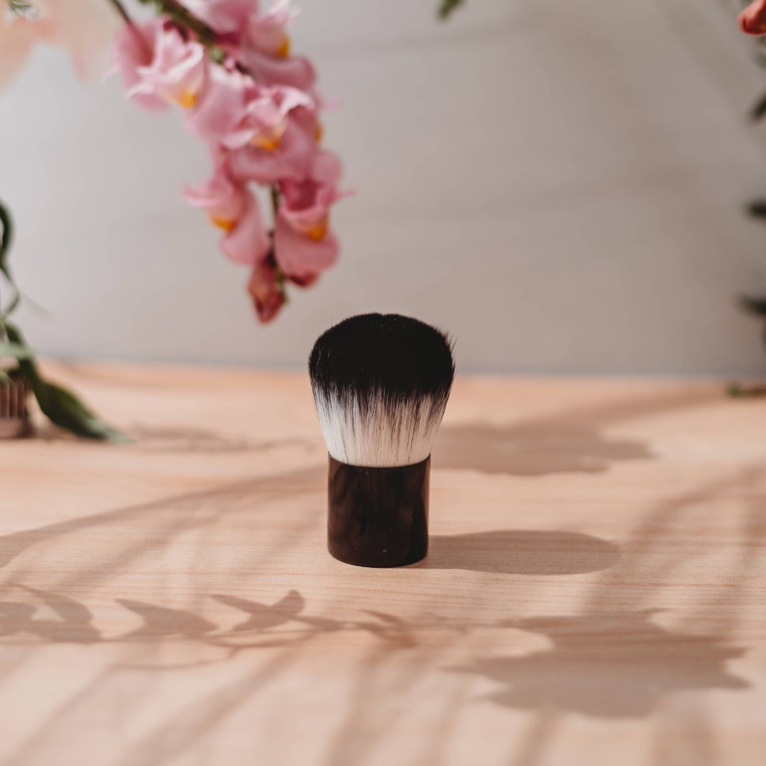 Kabuki Brush for Self Tanner — Precision Blending Tool Rose Gold Sunless