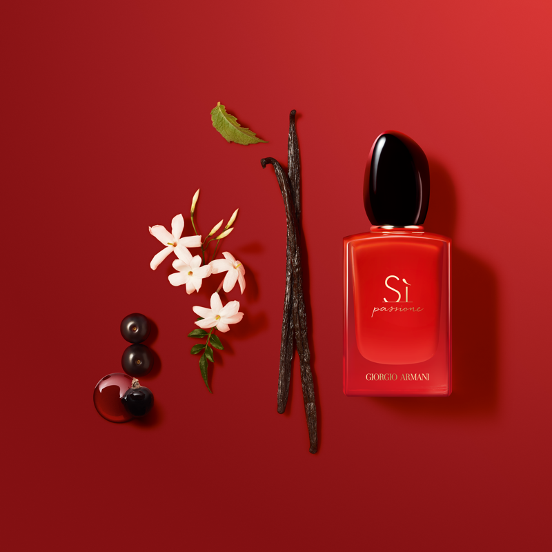 GIORGIO ARMANI Sì Passione Intense Eau de Parfum The Perfume Store